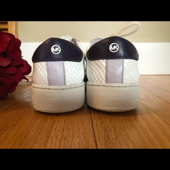 Michael Kors Irving Sneakers - Picture 5 of 8